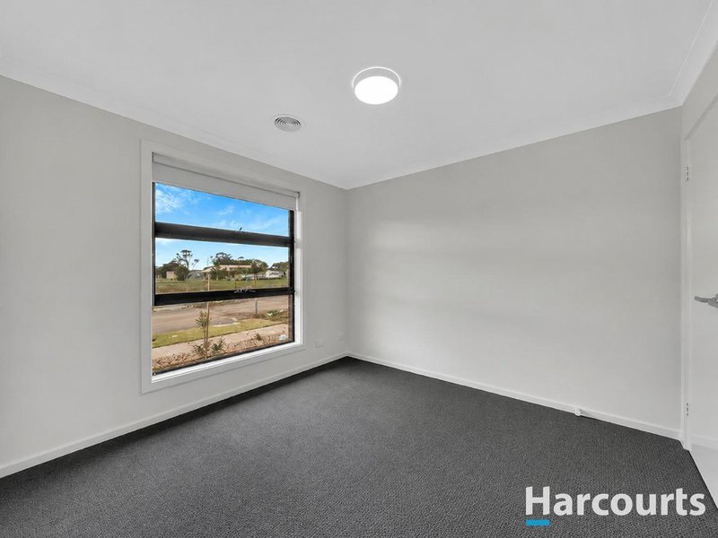 Photo - 21 Palermo Street, Clyde VIC 3978 - Image 2