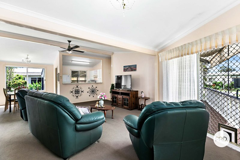 Photo - 21 Palm Avenue, Eli Waters QLD 4655 - Image 7