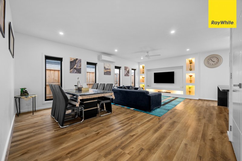 Photo - 21 Palmatum Street, Sunbury VIC 3429 - Image 11