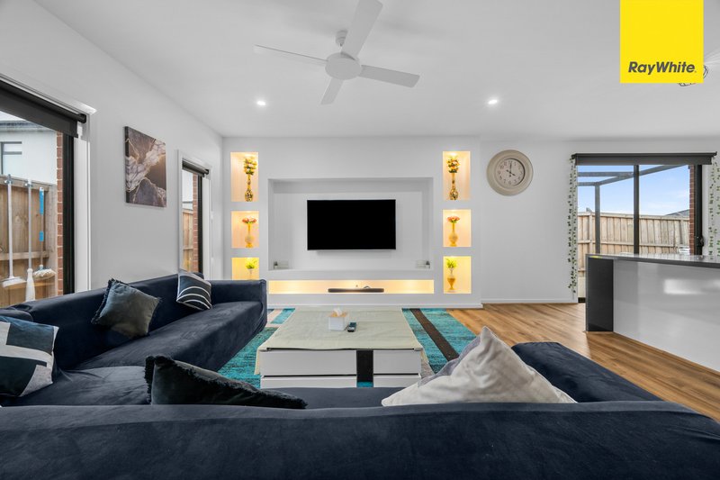 Photo - 21 Palmatum Street, Sunbury VIC 3429 - Image 15