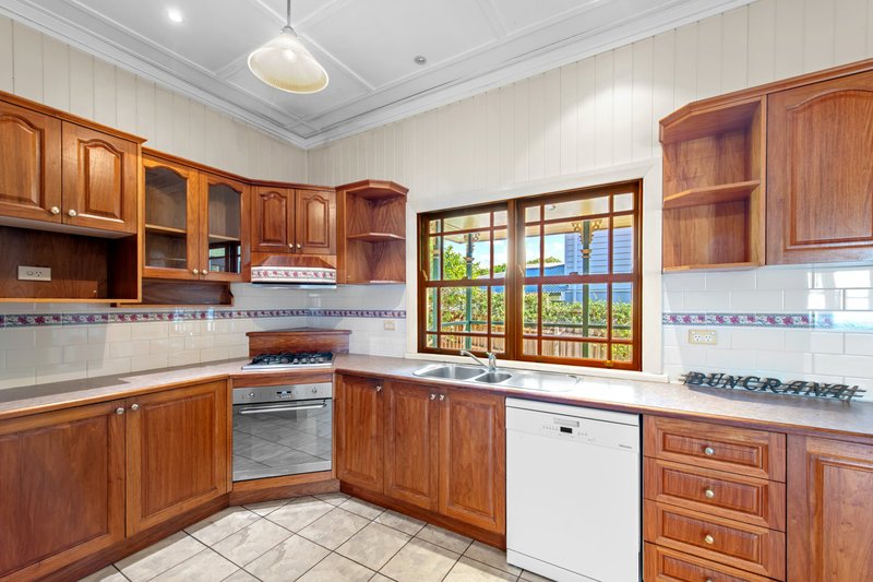 Photo - 21 Palomar Parade, Wavell Heights QLD 4012 - Image 4