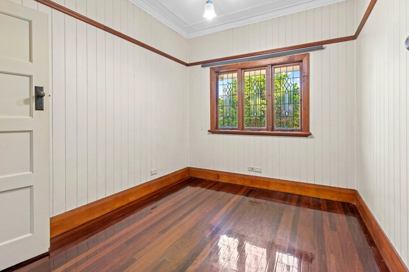 Photo - 21 Palomar Parade, Wavell Heights QLD 4012 - Image 12