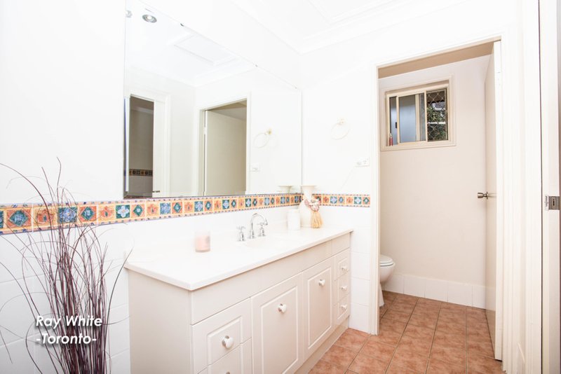 Photo - 21 Pangela Street, Buttaba NSW 2283 - Image 10