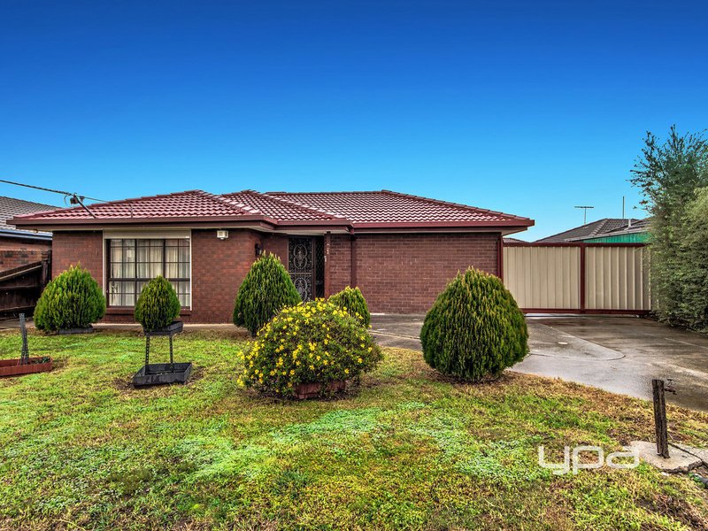 21 Paraburdoo Lane, Kings Park VIC 3021