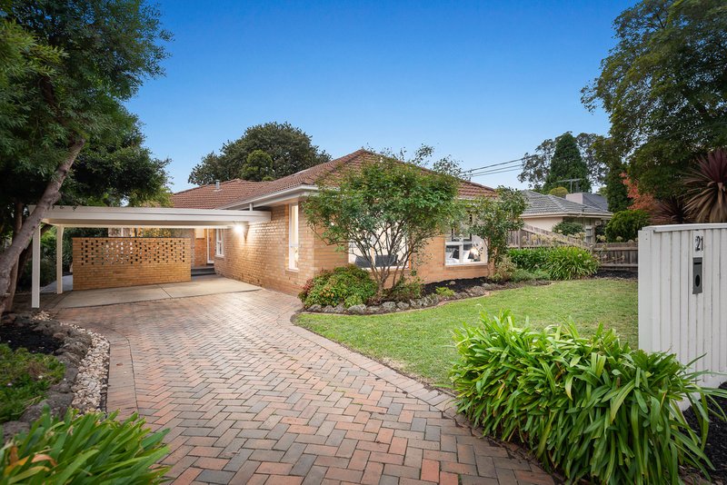 21 Paramount Avenue, Blackburn South VIC 3130