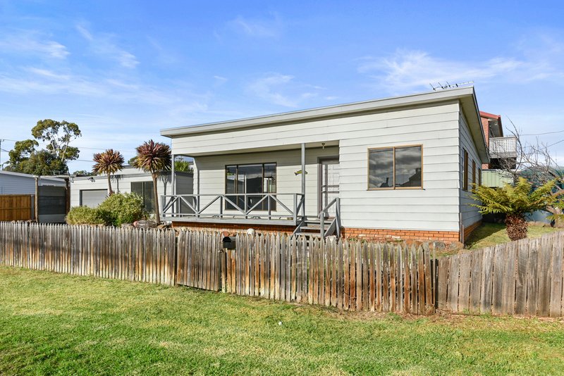 Photo - 21 Pargonee Street, Dodges Ferry TAS 7173 - Image 16