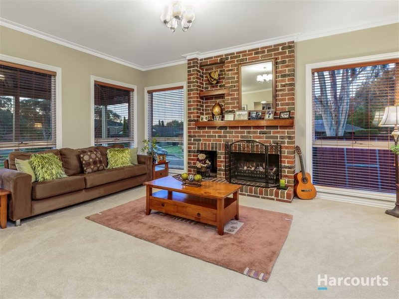 Photo - 21 Park Road, Lysterfield VIC 3156 - Image 4