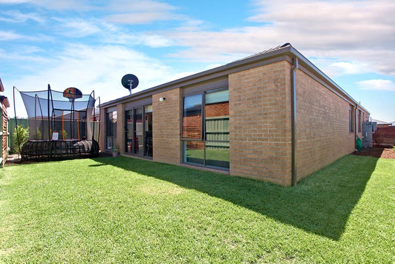 Photo - 21 Parkedge Blvd , Mernda VIC 3754 - Image 10