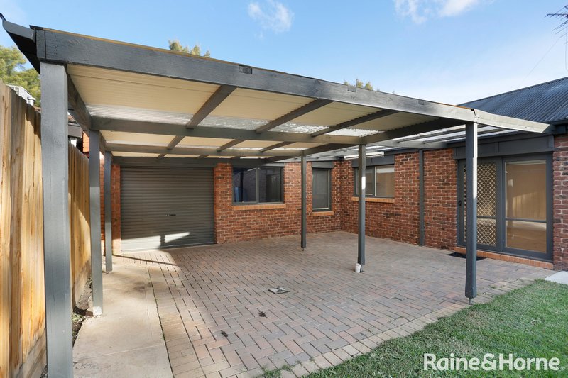 Photo - 21 Parker Court, Roxburgh Park VIC 3064 - Image 17