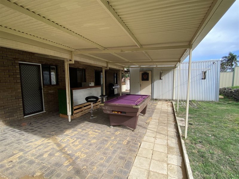 Photo - 21 Parkfield Way, Australind WA 6233 - Image 12