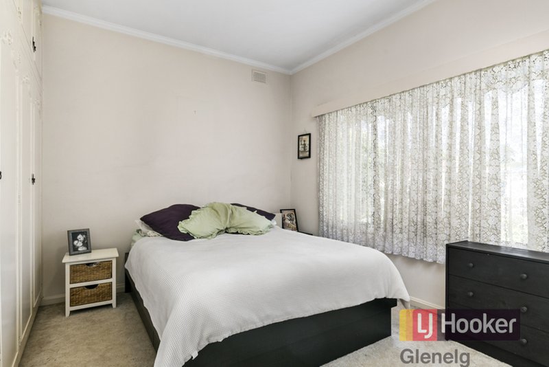 Photo - 21 Parry Avenue, Somerton Park SA 5044 - Image 6