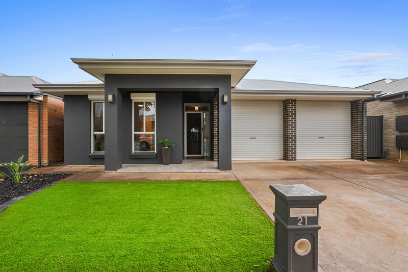 Photo - 21 Pedlar Close, Blakeview SA 5114 - Image 1
