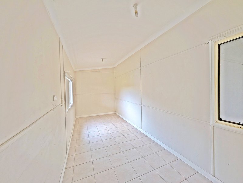 Photo - 21 Peel Street, Canley Heights NSW 2166 - Image 8