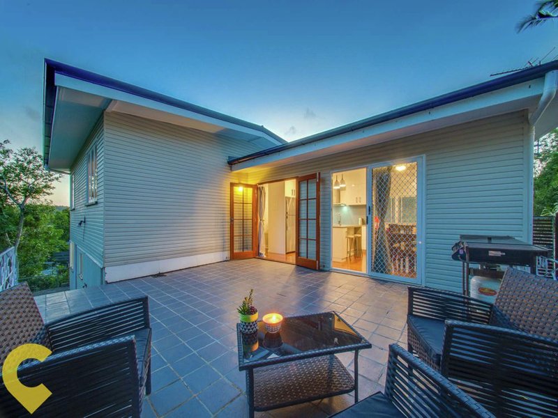 Photo - 21 Penambul Crescent, Ferny Hills QLD 4055 - Image 11