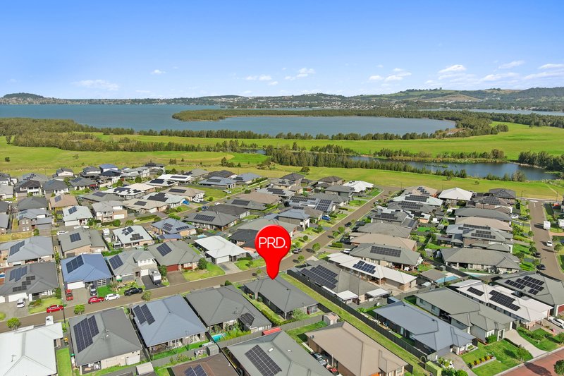 Photo - 21 Peninsula Avenue, Haywards Bay NSW 2530 - Image 11