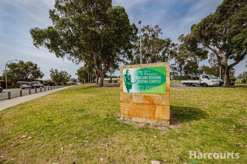 Photo - 21 Peppertree Way, Madeley WA 6065 - Image 7