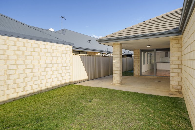 Photo - 21 Pexton Drive, South Guildford WA 6055 - Image 29