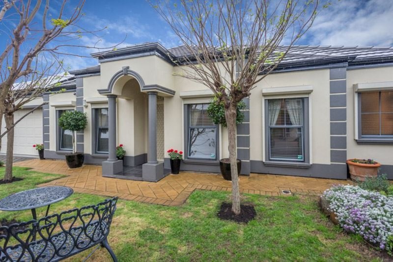 21 Piccadilly Crescent, Campbelltown SA 5074