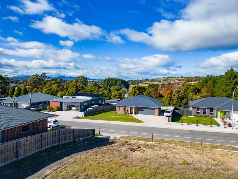 21 Pinot Parade, Youngtown TAS 7249