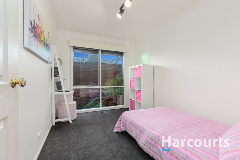 Photo - 21 Pitfield Crescent, Rowville VIC 3178 - Image 15