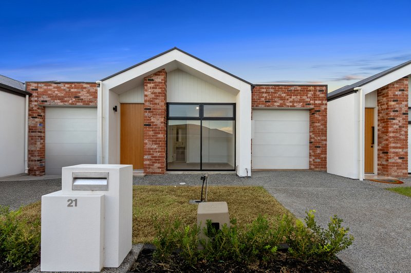 Photo - 21 Plato Court, Angle Vale SA 5117 - Image 1