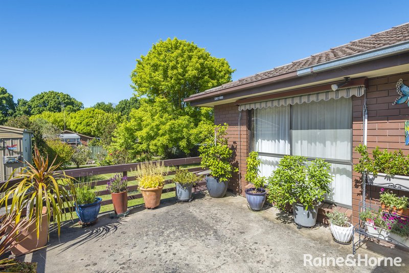 Photo - 21 Pohlman Street, Kyneton VIC 3444 - Image 12