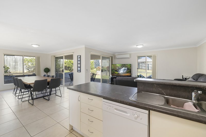 Photo - 21 Premier Ave , Jones Hill QLD 4570 - Image 3