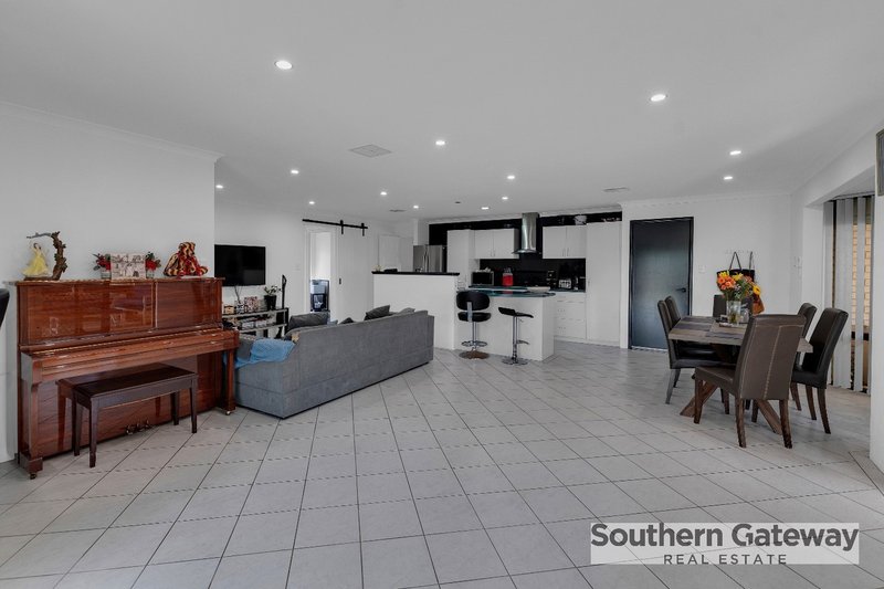 21 Prince Regent Gate, Bertram WA 6167