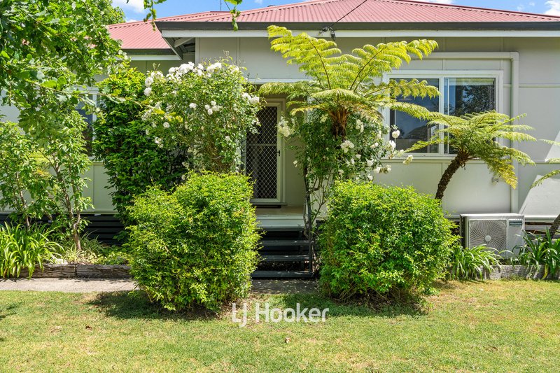 Photo - 21 Prinsep Street South, Collie WA 6225 - Image 2