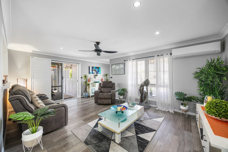 Photo - 2/1 Pumicestone Place, Golden Beach QLD 4551 - Image 4