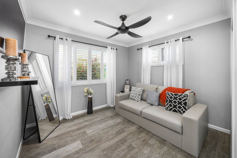 Photo - 2/1 Pumicestone Place, Golden Beach QLD 4551 - Image 10