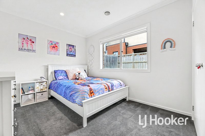 Photo - 21 Pump House Crescent, Clyde VIC 3978 - Image 10