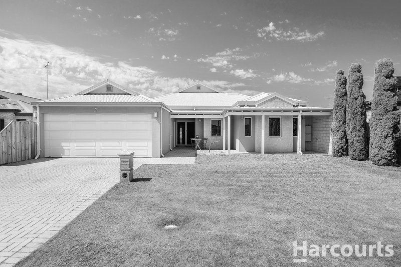 21 Quandong Parkway, Halls Head WA 6210