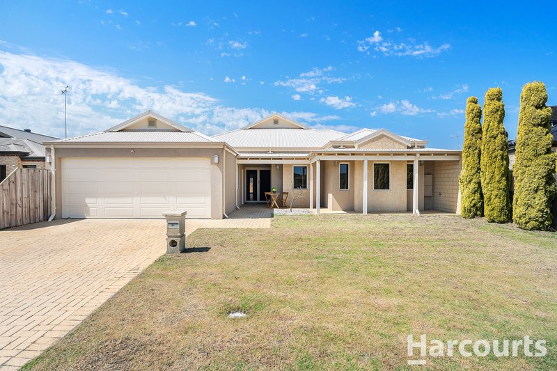 Photo - 21 Quandong Parkway, Halls Head WA 6210 - Image 2