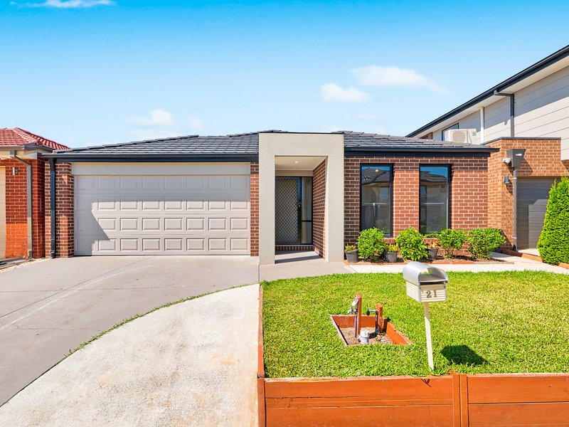 21 Quattro Avenue, Cranbourne East VIC 3977