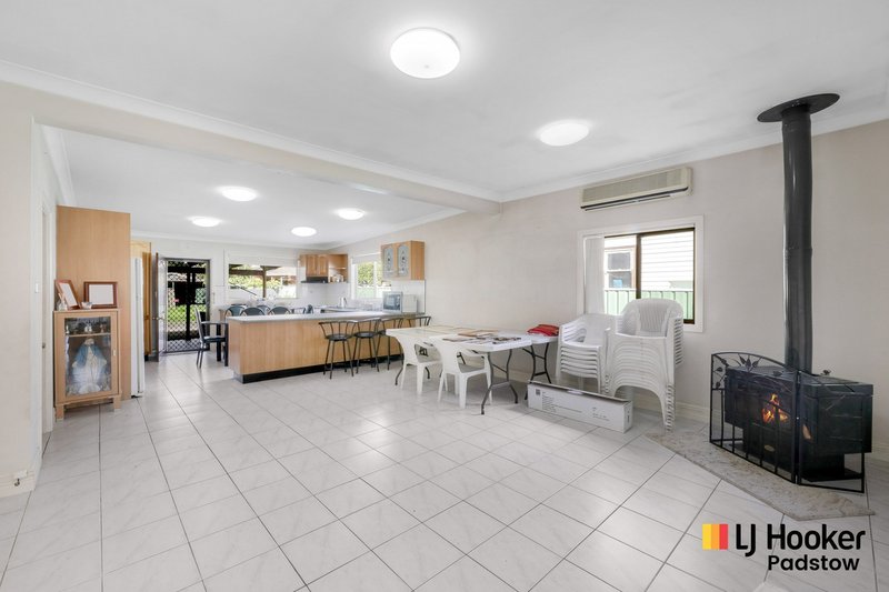 Photo - 21 Queen Street, Revesby NSW 2212 - Image 3