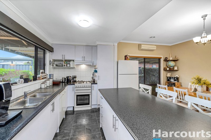 Photo - 21 Railway Avenue, Bunyip VIC 3815 - Image 4