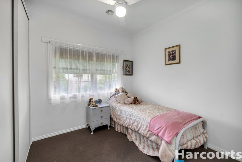 Photo - 21 Railway Avenue, Bunyip VIC 3815 - Image 6