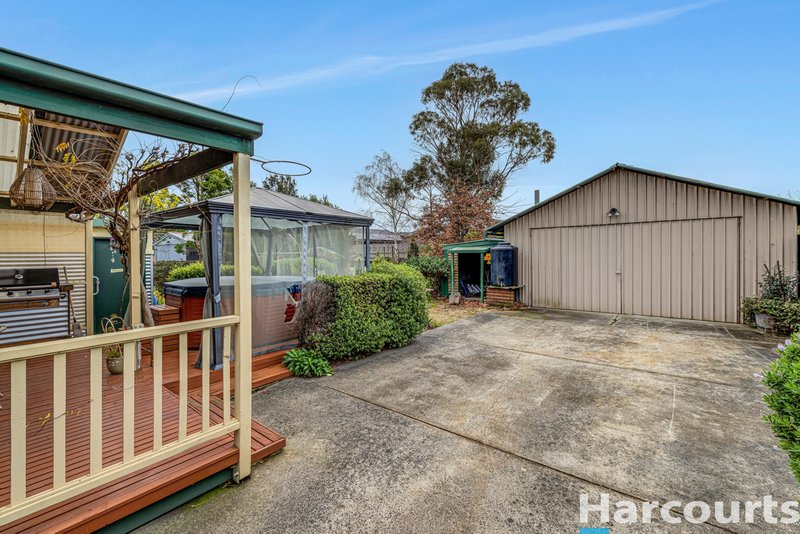 Photo - 21 Railway Avenue, Bunyip VIC 3815 - Image 9