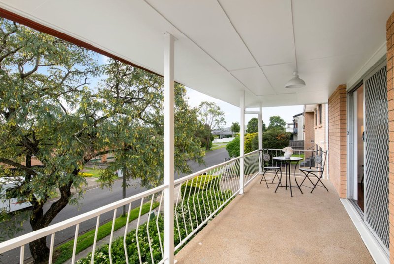 Photo - 21 Raintree Street, Mansfield QLD 4122 - Image 7
