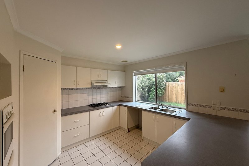 Photo - 21 Range View Terrace, Bulleen VIC 3105 - Image 3