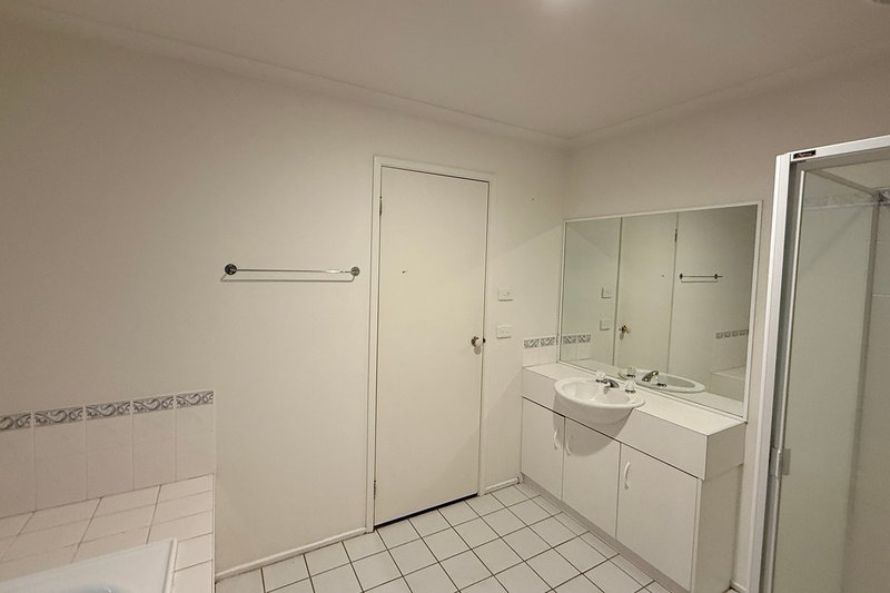 Photo - 21 Range View Terrace, Bulleen VIC 3105 - Image 8