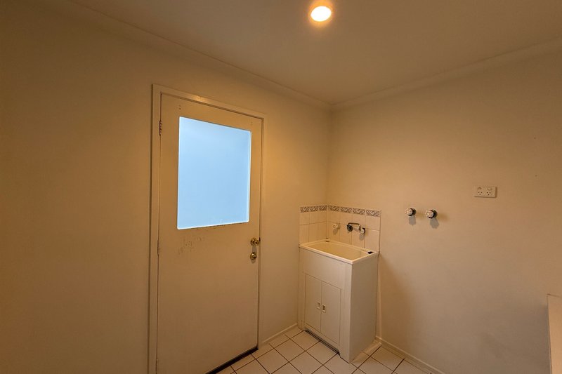 Photo - 21 Range View Terrace, Bulleen VIC 3105 - Image 9