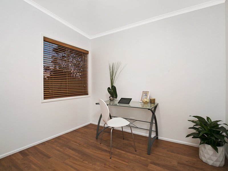 Photo - 21 Raquel Avenue, Springwood QLD 4127 - Image 7