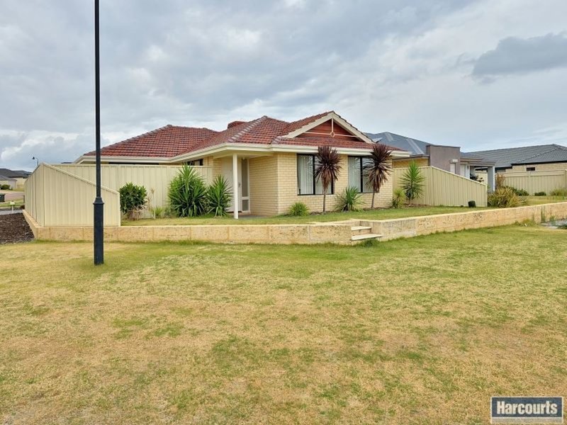 21 Rayner Promenade, Lakelands WA 6180