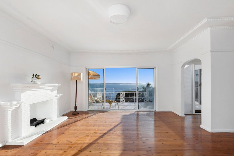 Photo - 21 Rayner Road, Whale Beach NSW 2107 - Image 2