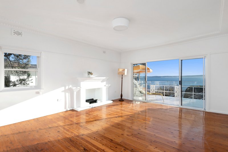 Photo - 21 Rayner Road, Whale Beach NSW 2107 - Image 4