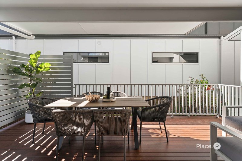 Photo - 21 Redcar Street, Bulimba QLD 4171 - Image 4