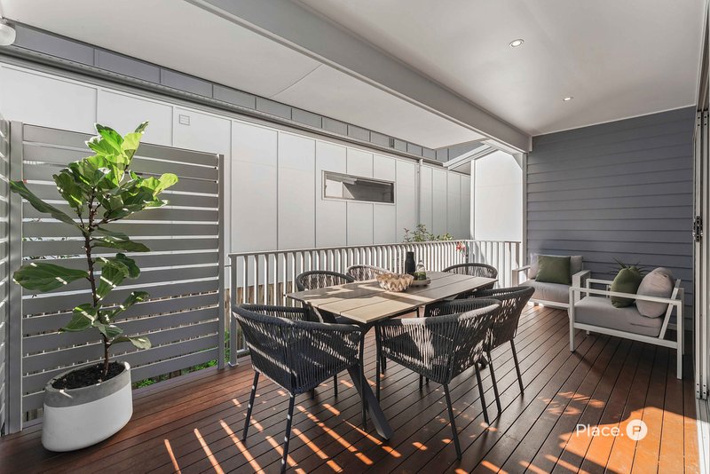 Photo - 21 Redcar Street, Bulimba QLD 4171 - Image 5