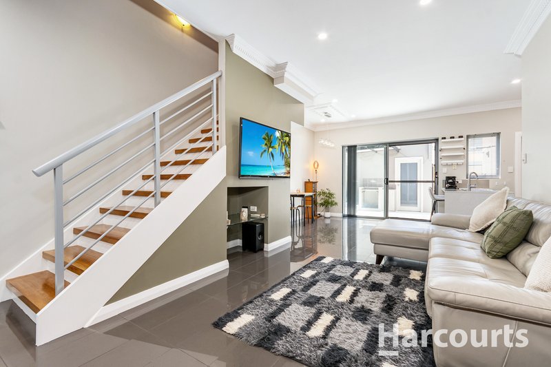 Photo - 21 Redfern Bend, Clarkson WA 6030 - Image 7